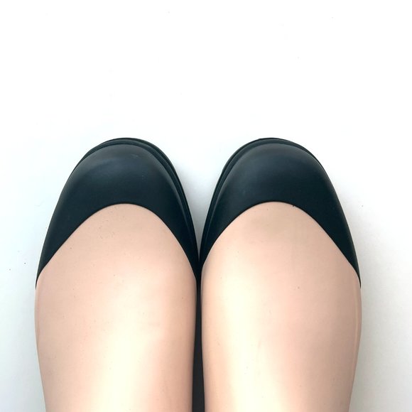 Everlane Pink and Black Chelsea Rain Boots - Picture 2 of 6